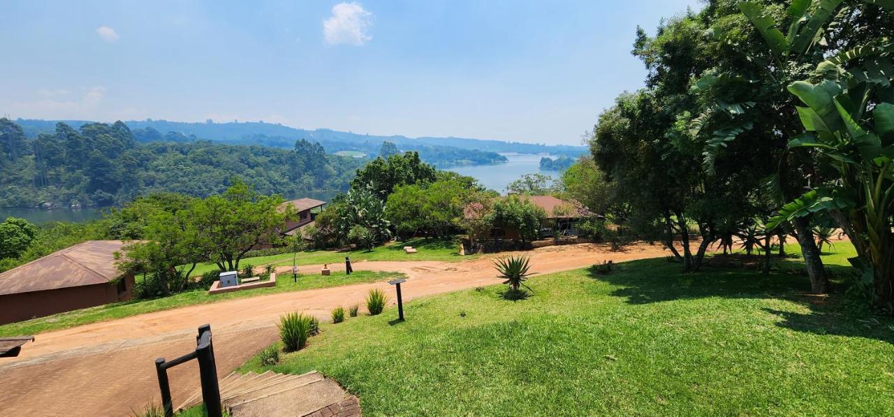 Da Gama Lake Cottages - Coral Tree And Cormorant Cottages White River Esterno foto