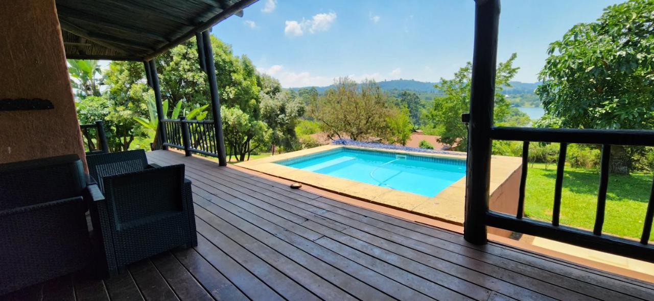 Da Gama Lake Cottages - Coral Tree And Cormorant Cottages White River Esterno foto